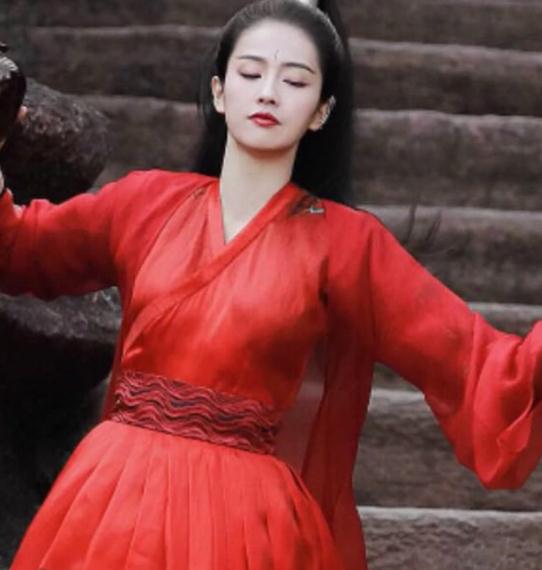 白鹿许凯恋情分析(白鹿和谁结婚了) 白鹿许凯恋情分析(白鹿和谁结婚了)